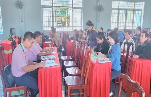 HỘI CỰU CHIẾN BINH XÃ CƯ M'GAR NÂNG CAO HIỆU QUẢ TÍN DỤNG CHÍNH SÁCH TẠI PHIÊN GIAO DỊCH NGÀY 07 THÁNG 12 NĂM 2025